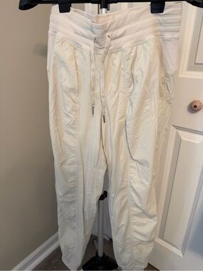LululemonCream High-Rise Drawstring Joggers